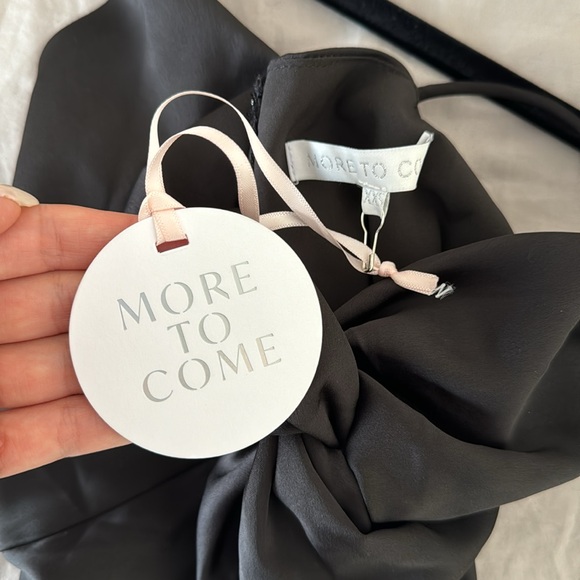 Anais Twist Front Top in Black from revolve - Picture 3 of 3